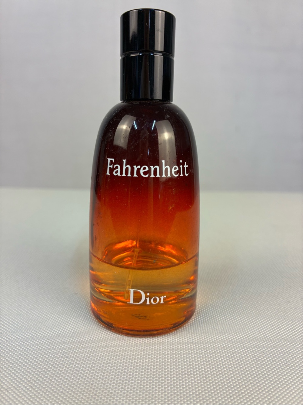 Dior Fahrenheit Men's Bottle - Amber to Dark Brown Gradient